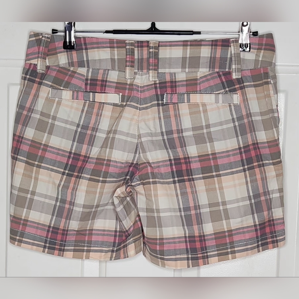 G. H. Bass Plaid Shorts Size 6 (waist-33", Length-14") - Picture 3 of 5